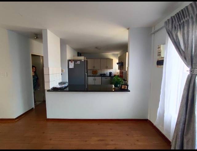 4 BEDROOM APARTMENT FOR SALE IN THERESAPARK